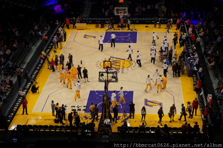 洛杉磯 Road Trip Day 6 - Staples Center - NBA 初體驗
