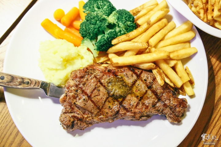 【中肯‧食記】信義區‧1Bite2Go Cafe & Deli｜台北101旁‧大份量早午餐 / 經典美式料理！