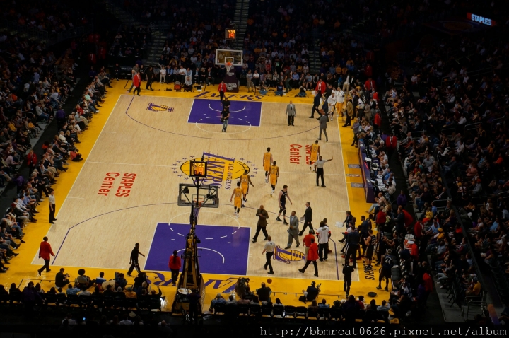 洛杉磯 Road Trip Day 6 - Staples Center - NBA 初體驗