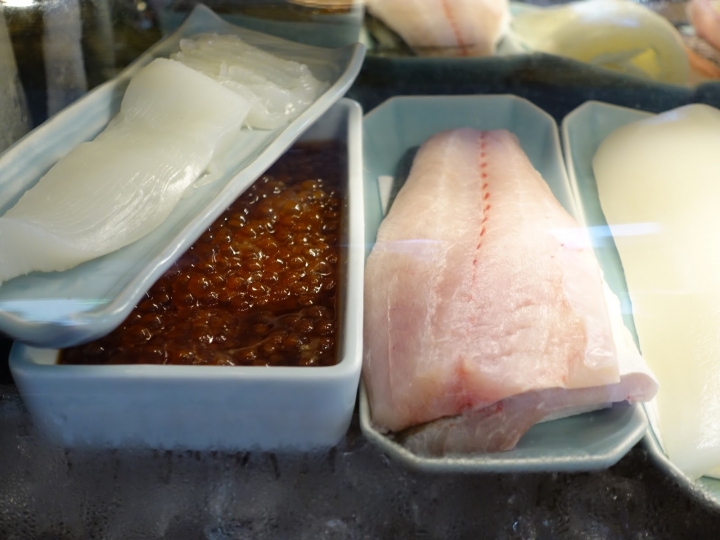 [食記] 心月懷石日本料理。無菜單料理--月套餐、懷套餐 (世貿信義商圈)