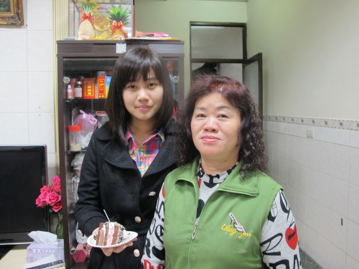拜託各位大師幫我修色差