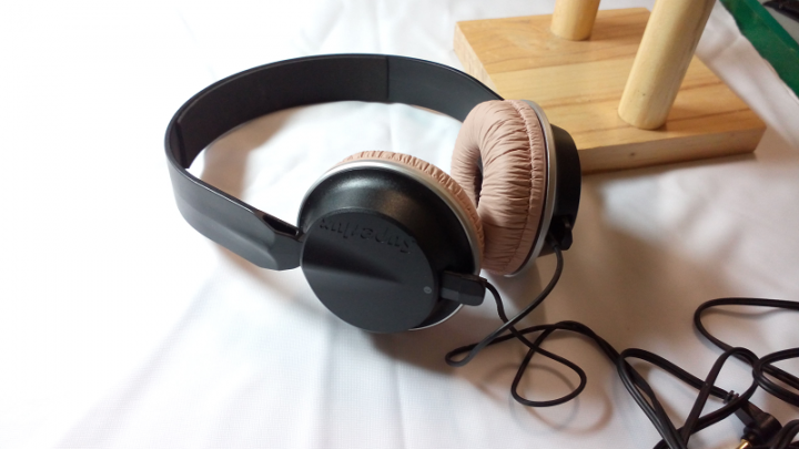 三秒開箱文：超級辣牌（Superlux） HD572SP 耳機