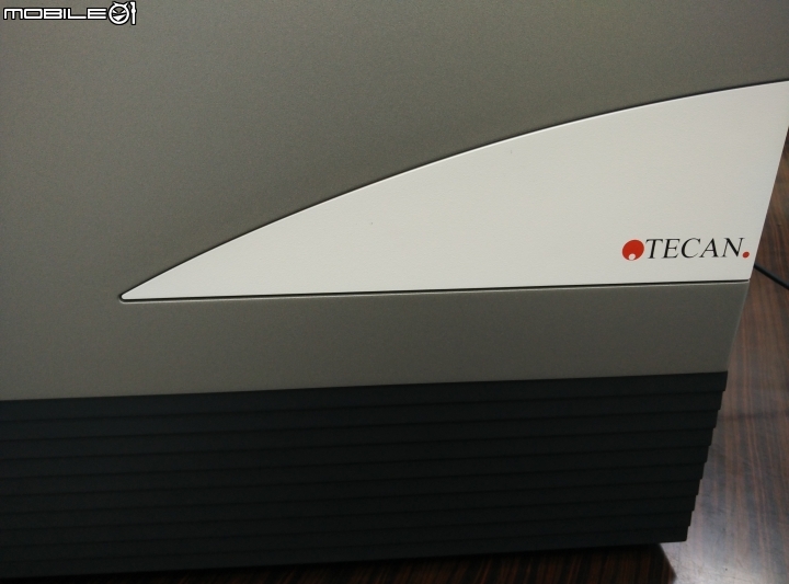 另類開箱 ~ TECAN SPARK 10M READER 微盤分析儀  ...開箱