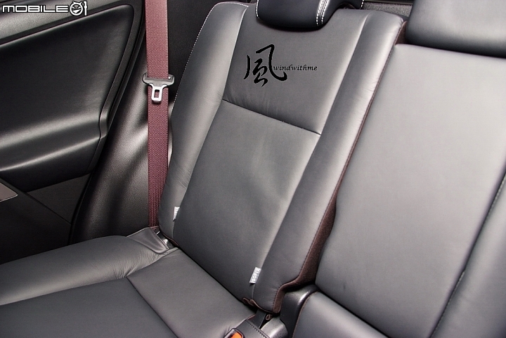 TOYOTA RAV4 2.0豪華版璀璨藍之交車心得分享