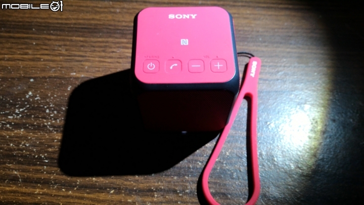 SONY SRS-X11 攜帶型藍芽喇叭簡易開箱((圖多