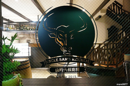 【新竹】超隱密巷弄必吃激推「Uncle Sam's Kitchen 山姆大叔廚房」頂級牛排/肋眼/和牛/牛小排/海鮮總匯/波士頓龍蝦