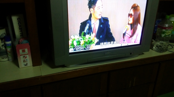 BENQ40.43吋詢問