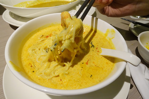 【食記】捷運忠孝復興站。One Restaurant & Lounge~南洋料理配精緻調酒
