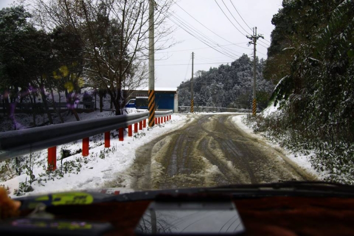 2016/01/24百年寒流~新竹五峰白蘭部落追雪趣