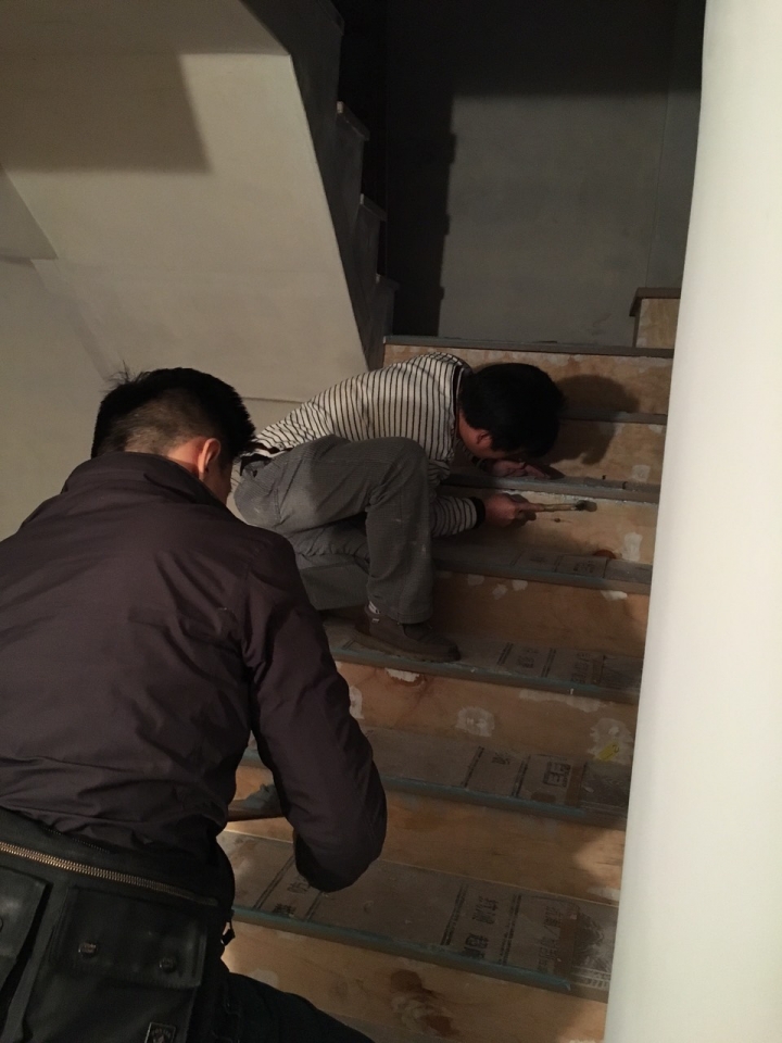 海島型超耐磨地板鋪設 經驗分享