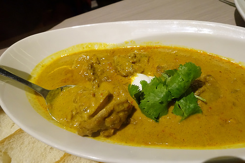 【食記】捷運忠孝復興站。One Restaurant & Lounge~南洋料理配精緻調酒