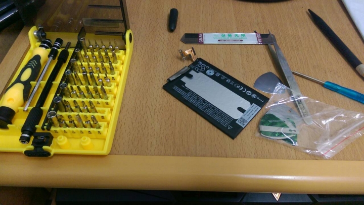 (DIY) HTC M8自換背蓋及電池經驗分享