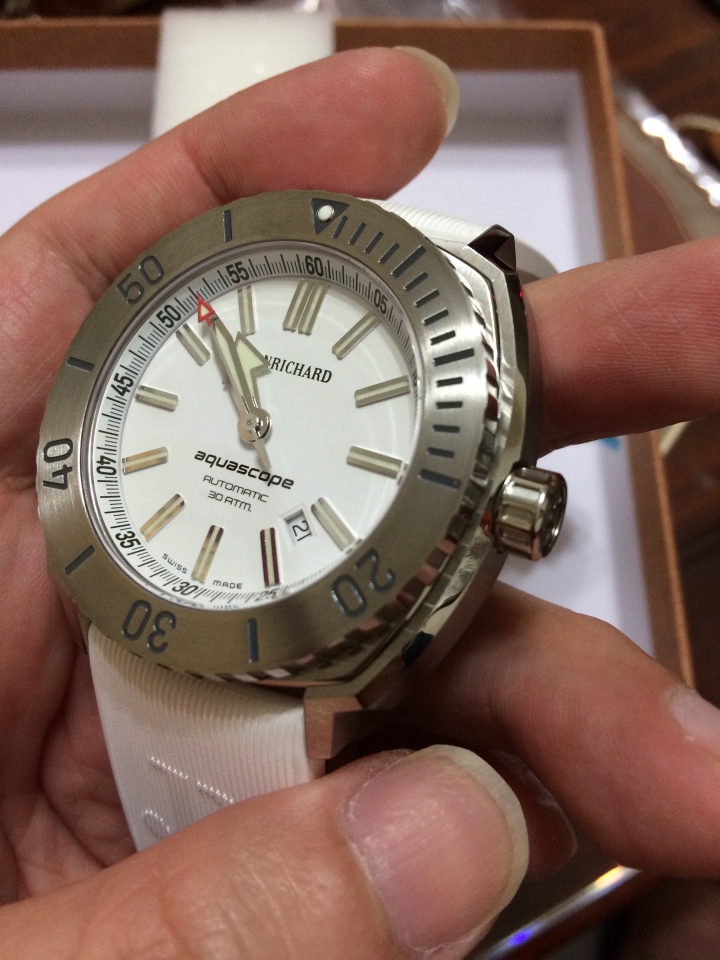 [開箱]JEANRICHARD Aquascope White Dial 簡單而隨意的開箱