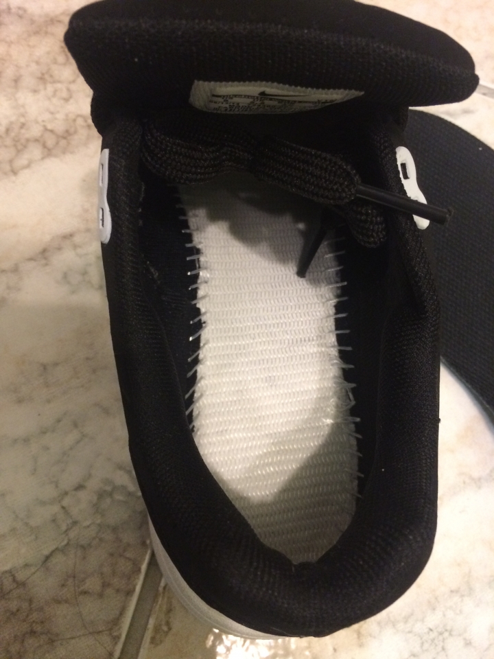 nike 殺人鯨 是正版還是盜版