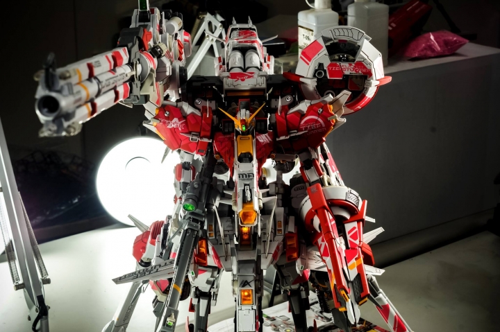 速報！機甲之城 1/100 PLAN 303E深境打擊型 首發