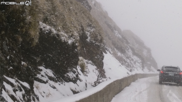 105合歡山下大雪嘞