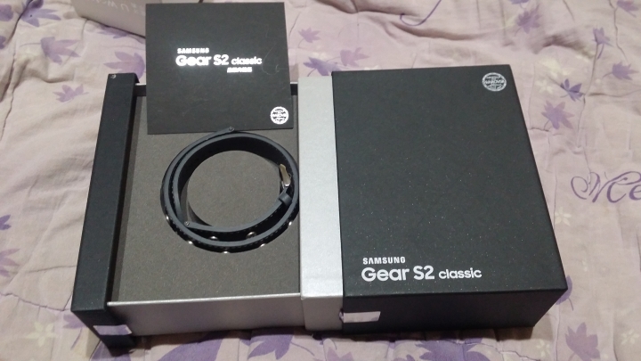 [開箱]Galaxy Gear S2 晶耀典藏版- 施華洛世奇 經典款錶帶