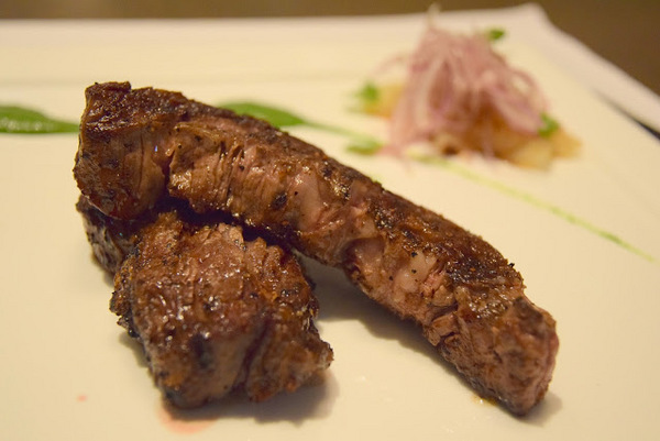 [食記]『台北萬豪酒店-Garden Kitchen花園廚房』無可匹敵的軟嫩多汁 超美味碳烤老饕牛排！