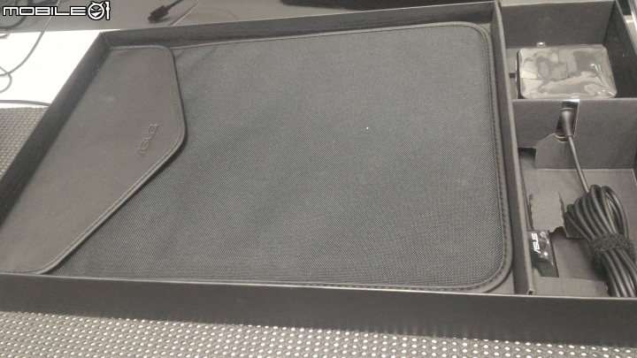 時尚輕薄伴侶 - Asus Zenbook UX305LA 測試
