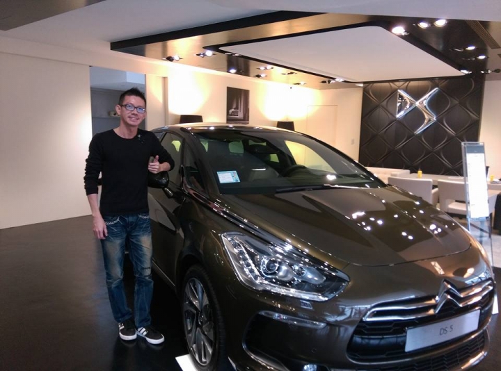 <訂車>下訂了 Citroen DS5