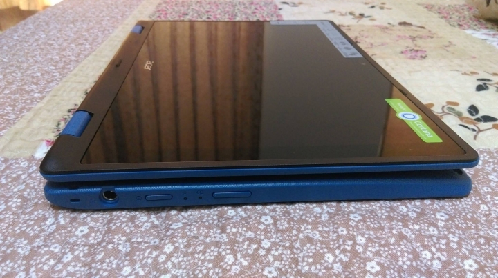[開箱]ACER R3-131T 360度翻轉觸控筆電