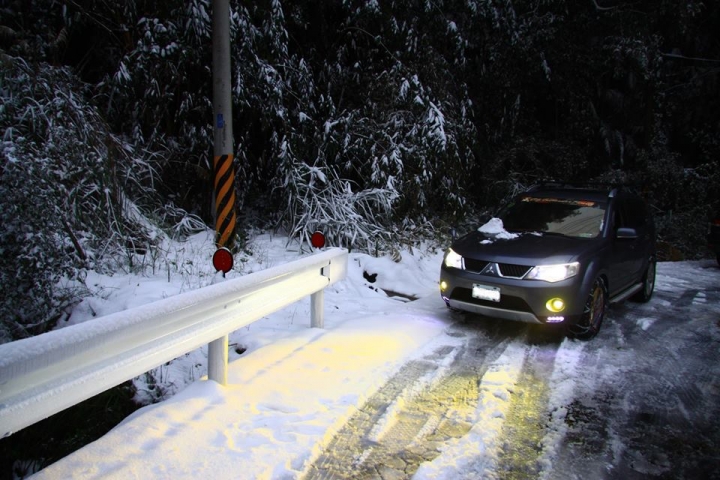 2016/01/24百年寒流~新竹五峰白蘭部落追雪趣