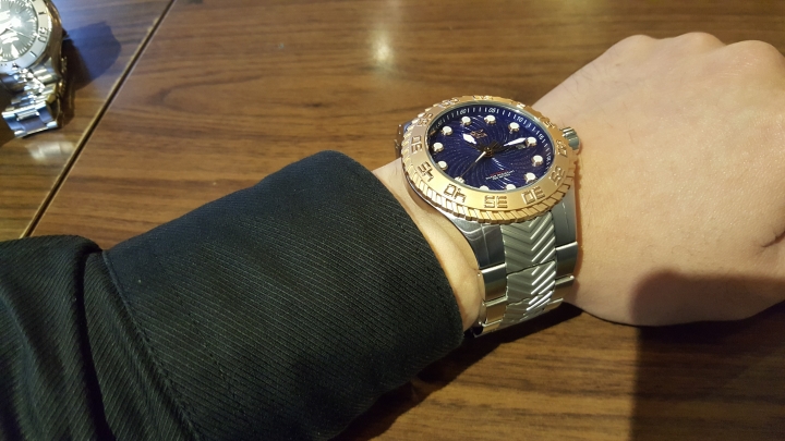 平價品牌三顆Invicta 開箱