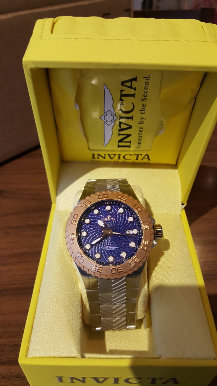平價品牌三顆Invicta 開箱