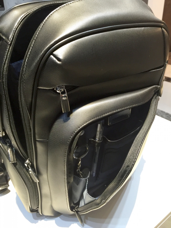 [開箱] Tumi #95181D Kingsford Leather 分享