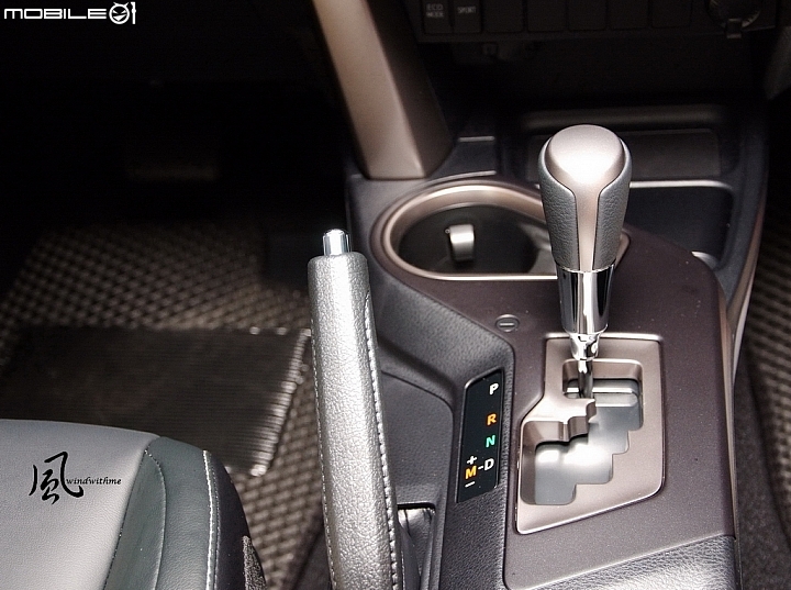 TOYOTA RAV4 2.0豪華版璀璨藍之交車心得分享