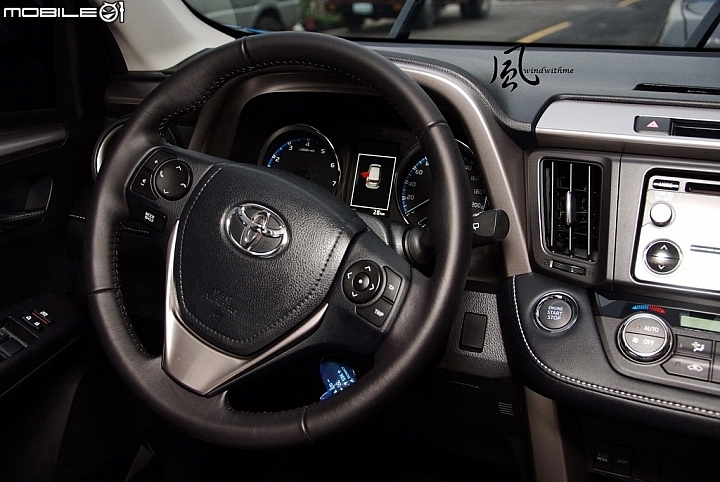 TOYOTA RAV4 2.0豪華版璀璨藍之交車心得分享