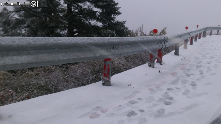 105合歡山下大雪嘞