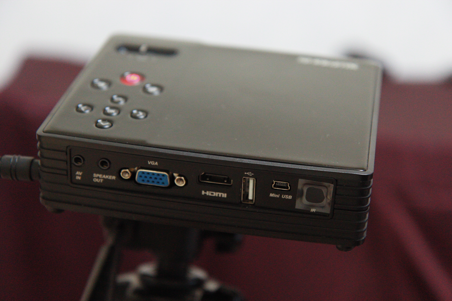 SHOWMX HD-5A 微型投影機 二手 簡易開箱文