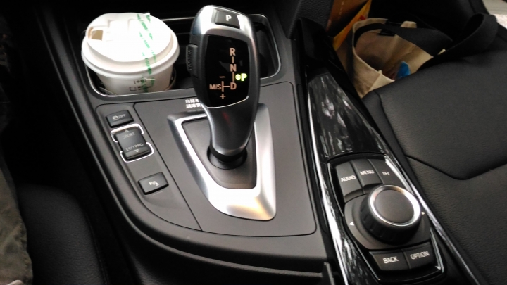 LCI 318I 簡易開箱