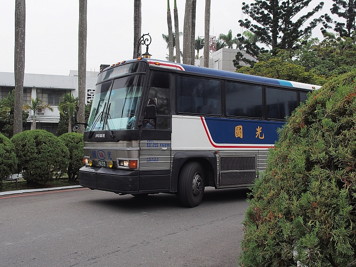 歷久彌新的灰狗巴士，MCI 96A3