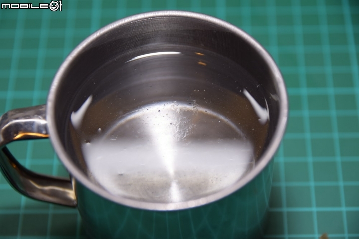 [分享] 什麼都能封 環氧樹脂生命之石翻模DIY