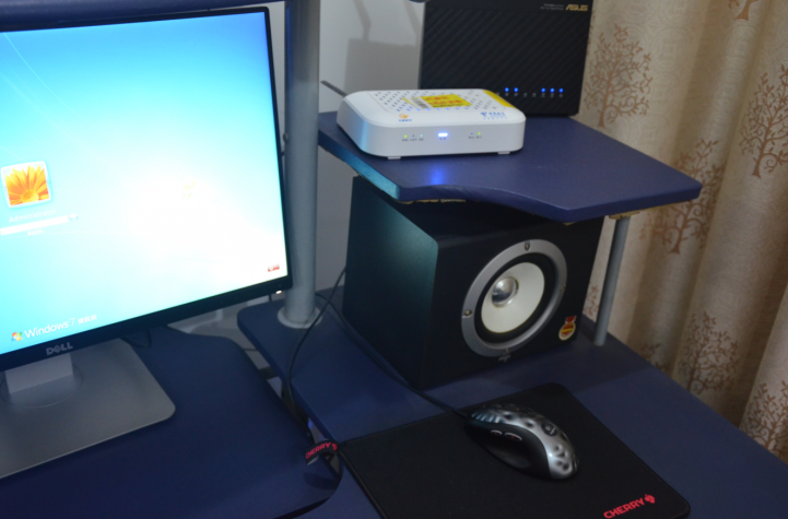 第一把靜電鍵盤realforce 104U