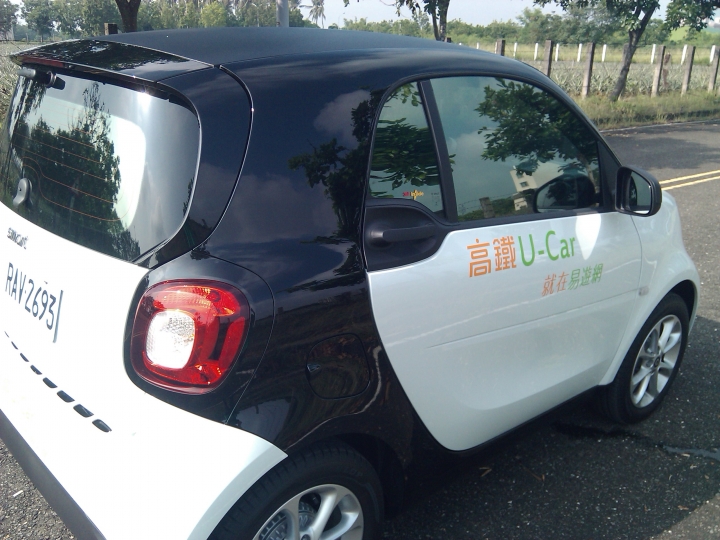台南高鐵 U-Car smart 453 新手練車好選擇