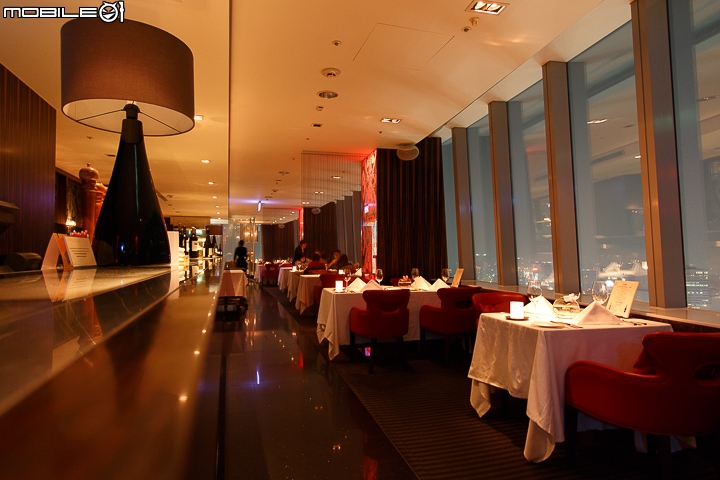 飽覽台中的美麗夜景 台中亞緻大飯店(Hotel One)