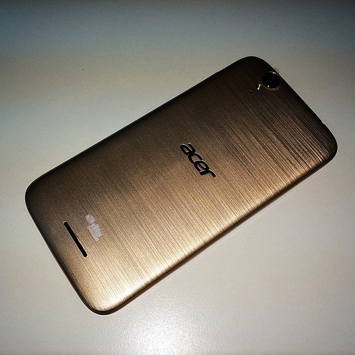 <開箱>低調3G RAM好機Acer Z630S土豪金