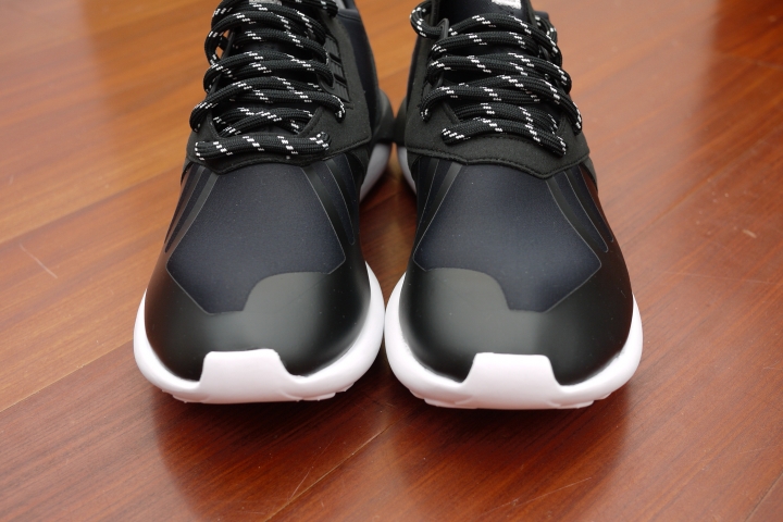 有錢沒錢,買雙新鞋好過年!adidas tubular runner