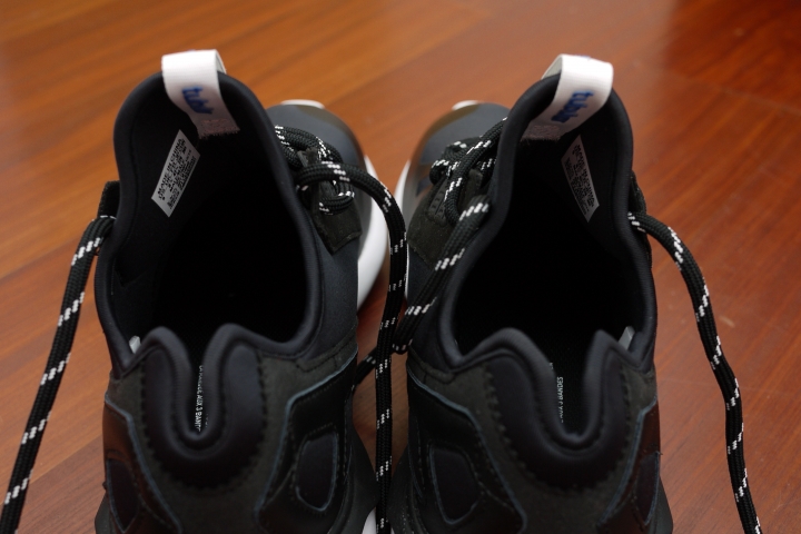 有錢沒錢,買雙新鞋好過年!adidas tubular runner