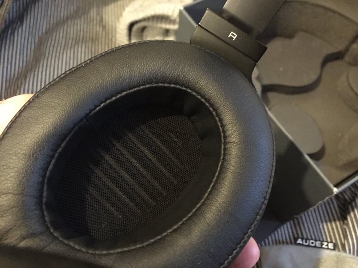 Audeze EL-8 的一些感想︰不似預期的(非)入門平板