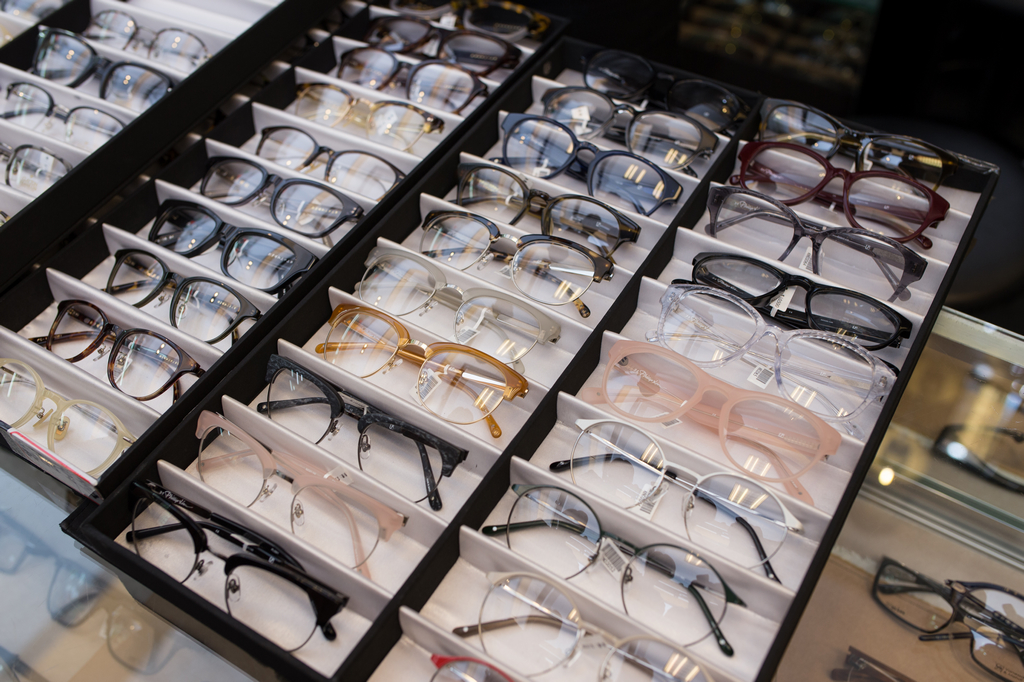 久必大眼鏡 - ab eyewear + Nikon 鏡片，女友的第一支萬元眼鏡