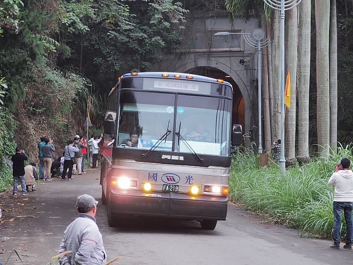 歷久彌新的灰狗巴士，MCI 96A3