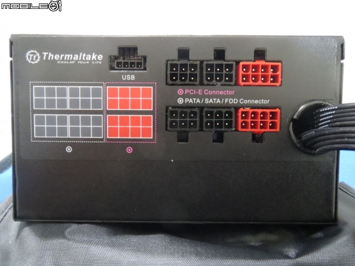 智慧電源新體驗 , TT Smart DPS G 650W Gold開箱