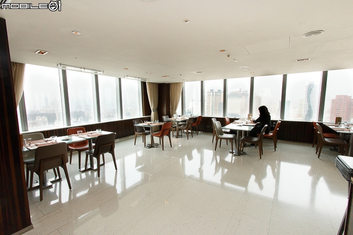 飽覽台中的美麗夜景 台中亞緻大飯店(Hotel One)