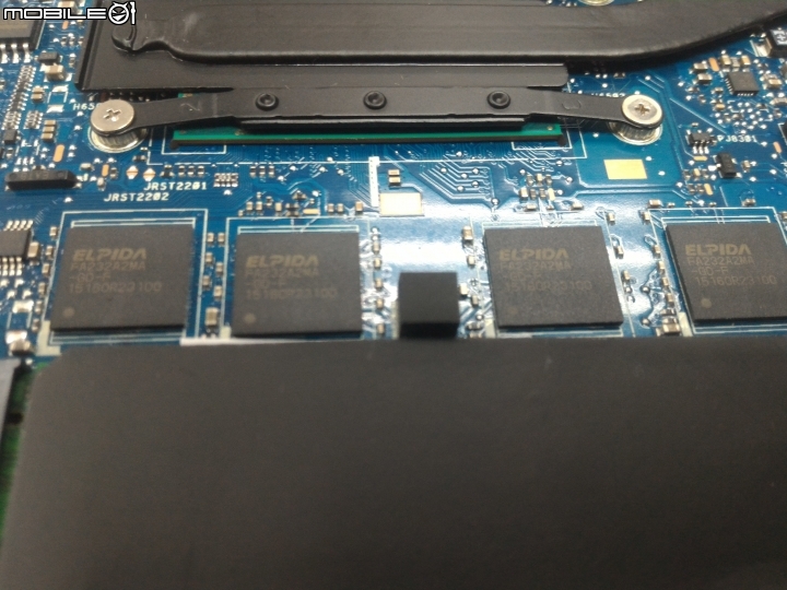時尚輕薄伴侶 - Asus Zenbook UX305LA 測試