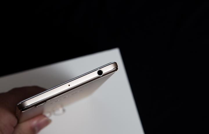 OPPO R7s 大肆放縱4GB RAM 暢遊手遊無阻礙