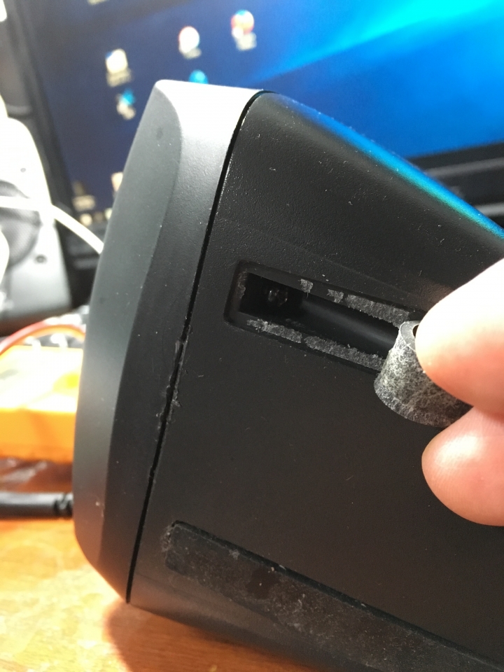 DIY 維修羅技Logitech Z623 THX 音響電源開關不良